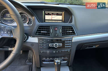 Купе Mercedes-Benz E-Class 2012 в 