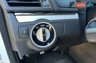 Купе Mercedes-Benz E-Class 2012 в 