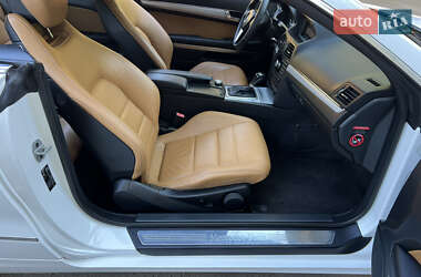 Купе Mercedes-Benz E-Class 2012 в 