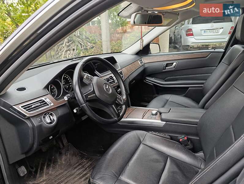 Седан Mercedes-Benz E-Class 2015 в Глобине