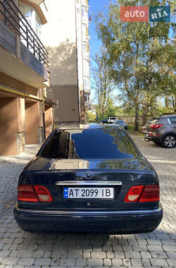 Седан Mercedes-Benz E-Class 1997 в 