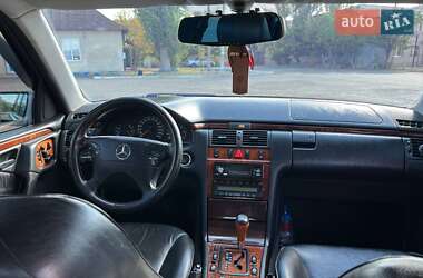 Седан Mercedes-Benz E-Class 1998 в 