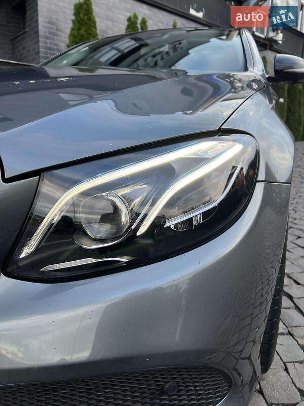 Седан Mercedes-Benz E-Class 2017 в Иршаве