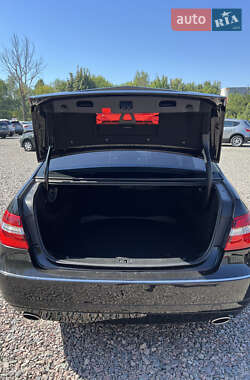 Седан Mercedes-Benz E-Class 2011 в 