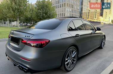 Седан Mercedes-Benz E-Class 2022 в 