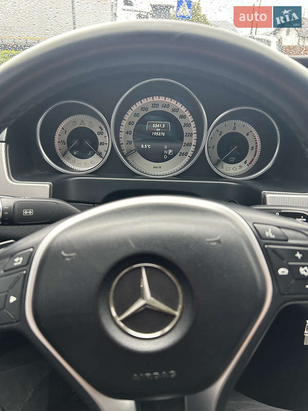 Седан Mercedes-Benz E-Class 2015 в Стрые