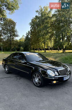 Седан Mercedes-Benz E-Class 2002 в 