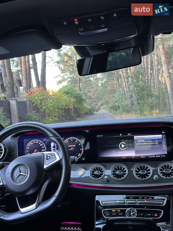 Седан Mercedes-Benz E-Class 2017 в Києві
