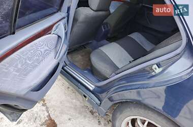 Седан Mercedes-Benz E-Class 2001 в 