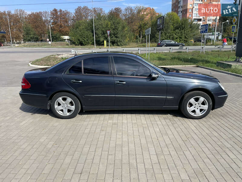 Седан Mercedes-Benz E-Class 2002 в Полтаве