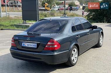 Седан Mercedes-Benz E-Class 2002 в 