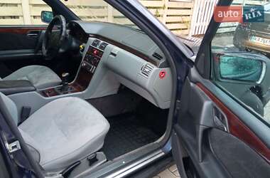 Седан Mercedes-Benz E-Class 1997 в 