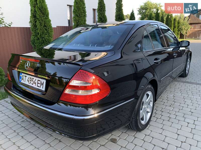 Седан Mercedes-Benz E-Class 2004 в Ивано-Франковске