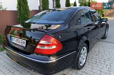 Седан Mercedes-Benz E-Class 2004 в 
