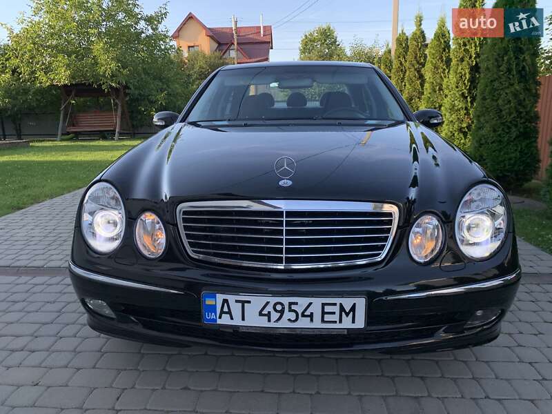 Седан Mercedes-Benz E-Class 2004 в Ивано-Франковске
