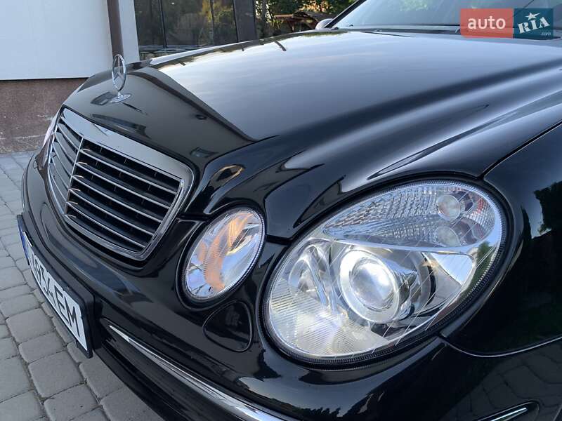 Седан Mercedes-Benz E-Class 2004 в Ивано-Франковске