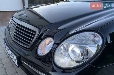 Седан Mercedes-Benz E-Class 2004 в 