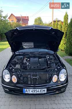 Седан Mercedes-Benz E-Class 2004 в 