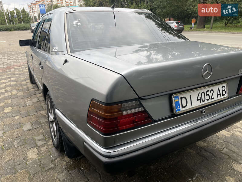 Седан Mercedes-Benz E-Class 1992 в Чернівцях фото 8 Седан Mercedes-Benz E-Class 1992 в Чернівцях