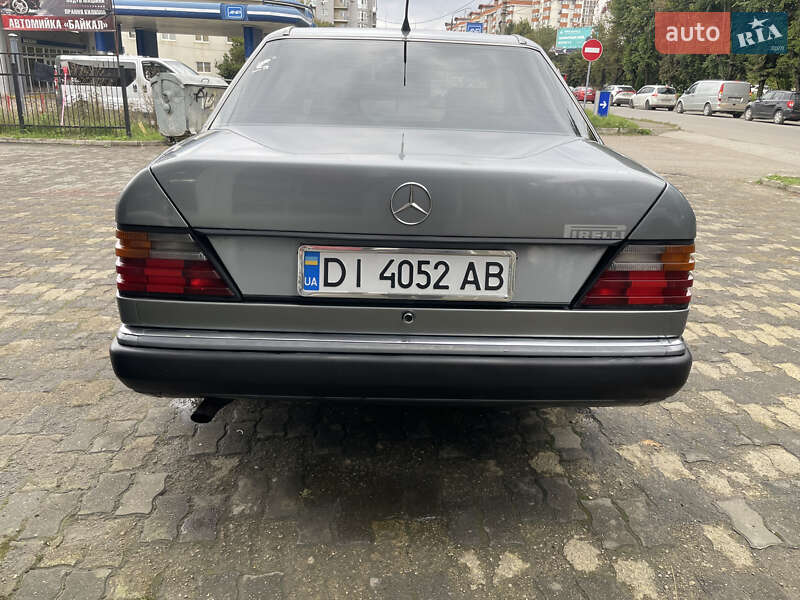 Седан Mercedes-Benz E-Class 1992 в Чернівцях фото 9 Седан Mercedes-Benz E-Class 1992 в Чернівцях