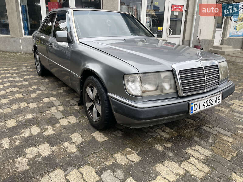 Седан Mercedes-Benz E-Class 1992 в Чернівцях фото 14 Седан Mercedes-Benz E-Class 1992 в Чернівцях