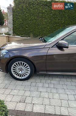 Седан Mercedes-Benz E-Class 2014 в 