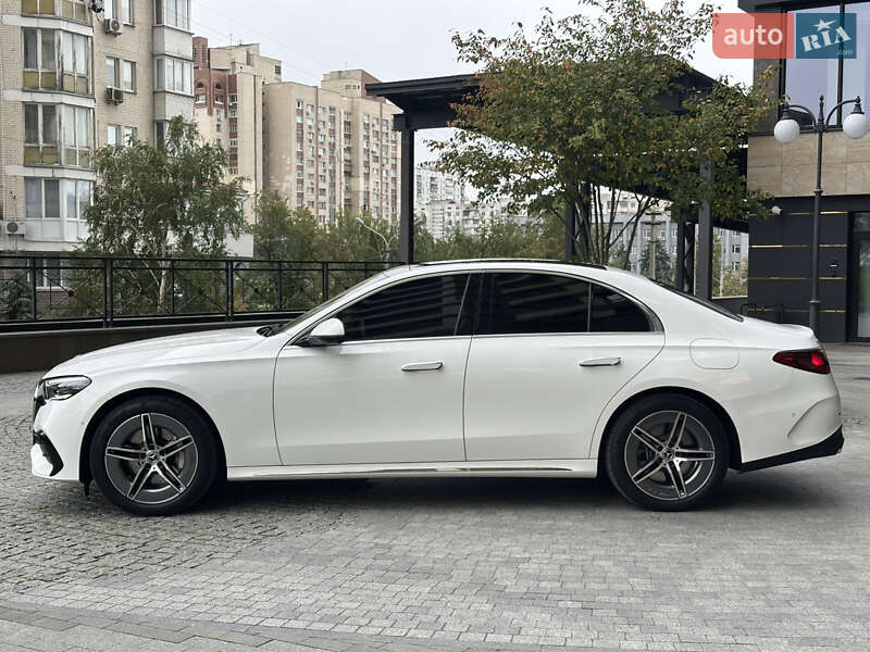 Седан Mercedes-Benz E-Class 2024 в Киеве