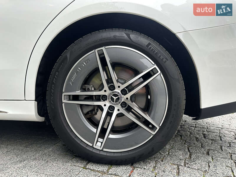 Седан Mercedes-Benz E-Class 2024 в Киеве
