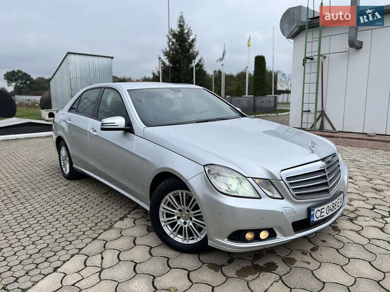 Седан Mercedes-Benz E-Class 2009 в Черновцах