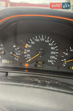 Седан Mercedes-Benz E-Class 1998 в 