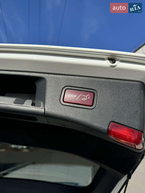 Универсал Mercedes-Benz E-Class 2012 в Запорожье