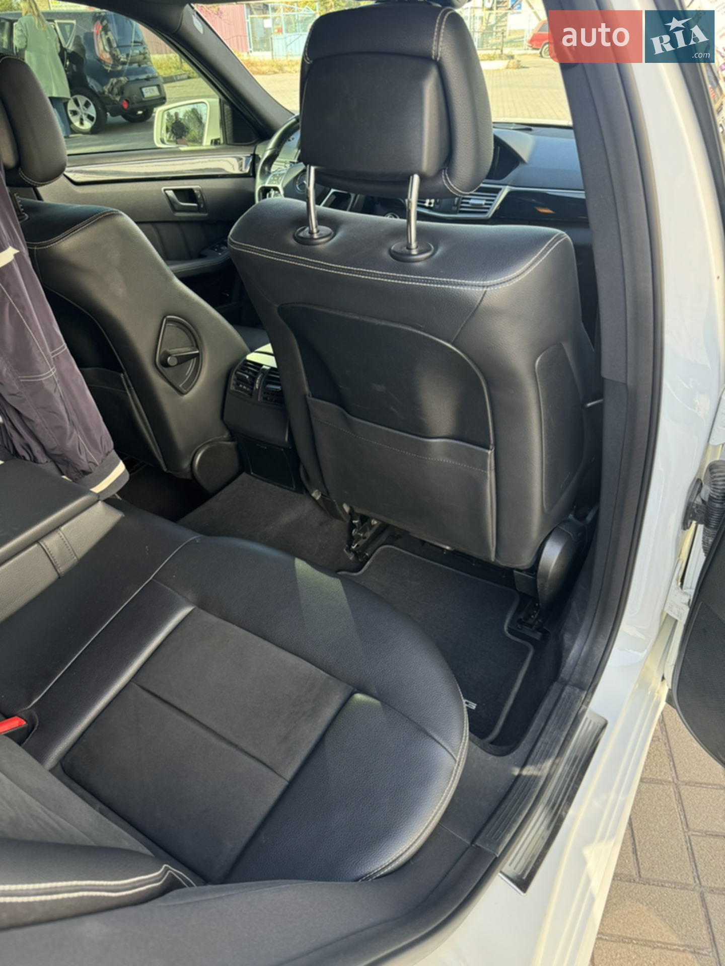 2012 Mercedes-Benz E-klasse - мініатюра 33
