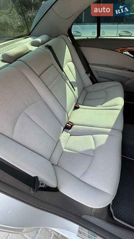Седан Mercedes-Benz E-Class 2007 в Виннице