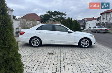 Седан Mercedes-Benz E-Class 2012 в 