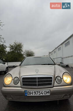 Седан Mercedes-Benz E-Class 1996 в Измаиле