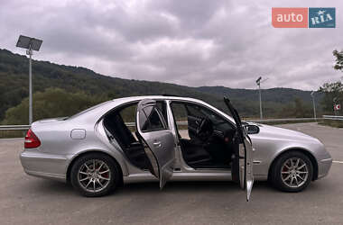 Седан Mercedes-Benz E-Class 2003 в 