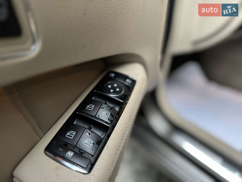 Седан Mercedes-Benz E-Class 2011 в Чернівцях фото 18 Седан Mercedes-Benz E-Class 2011 в Чернівцях