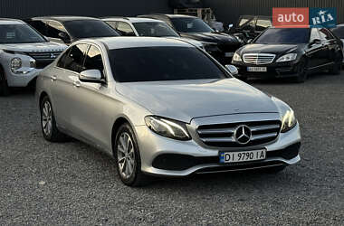Седан Mercedes-Benz E-Class 2016 в 