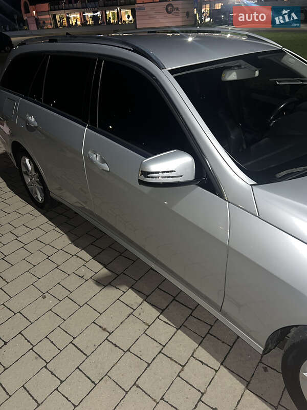 Универсал Mercedes-Benz E-Class 2015 в Дрогобыче фото 19 Универсал Mercedes-Benz E-Class 2015 в Дрогобыче