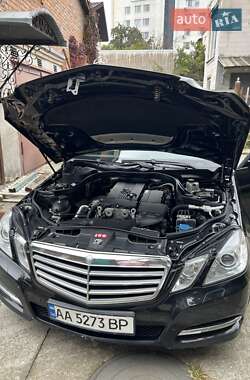 Седан Mercedes-Benz E-Class 2012 в  фото 25 Седан Mercedes-Benz E-Class 2012 в