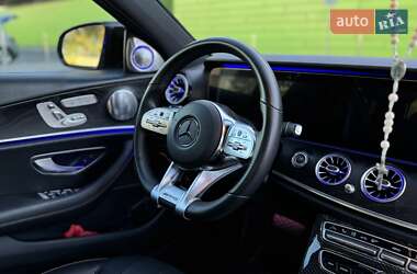 Седан Mercedes-Benz E-Class 2017 в 