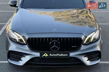 Седан Mercedes-Benz E-Class 2017 в 