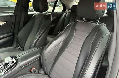 Седан Mercedes-Benz E-Class 2016 в 