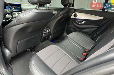 Седан Mercedes-Benz E-Class 2016 в 