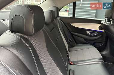 Седан Mercedes-Benz E-Class 2016 в 