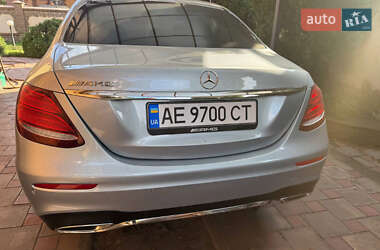 Седан Mercedes-Benz E-Class 2016 в 