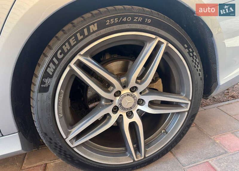 Седан Mercedes-Benz E-Class 2016 в Києві