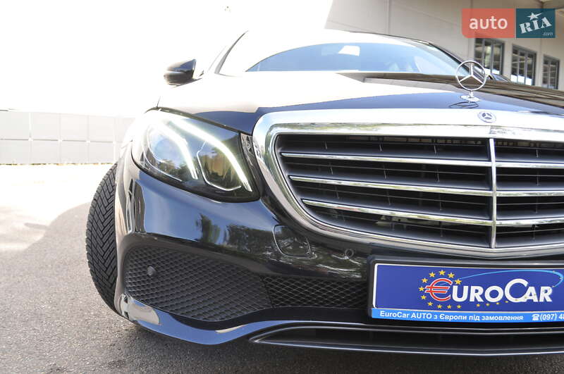 Седан Mercedes-Benz E-Class 2018 в Києві