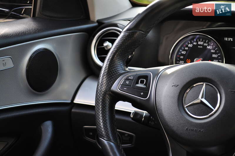 Седан Mercedes-Benz E-Class 2018 в Києві