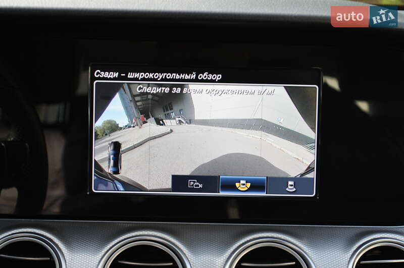 Седан Mercedes-Benz E-Class 2018 в Києві